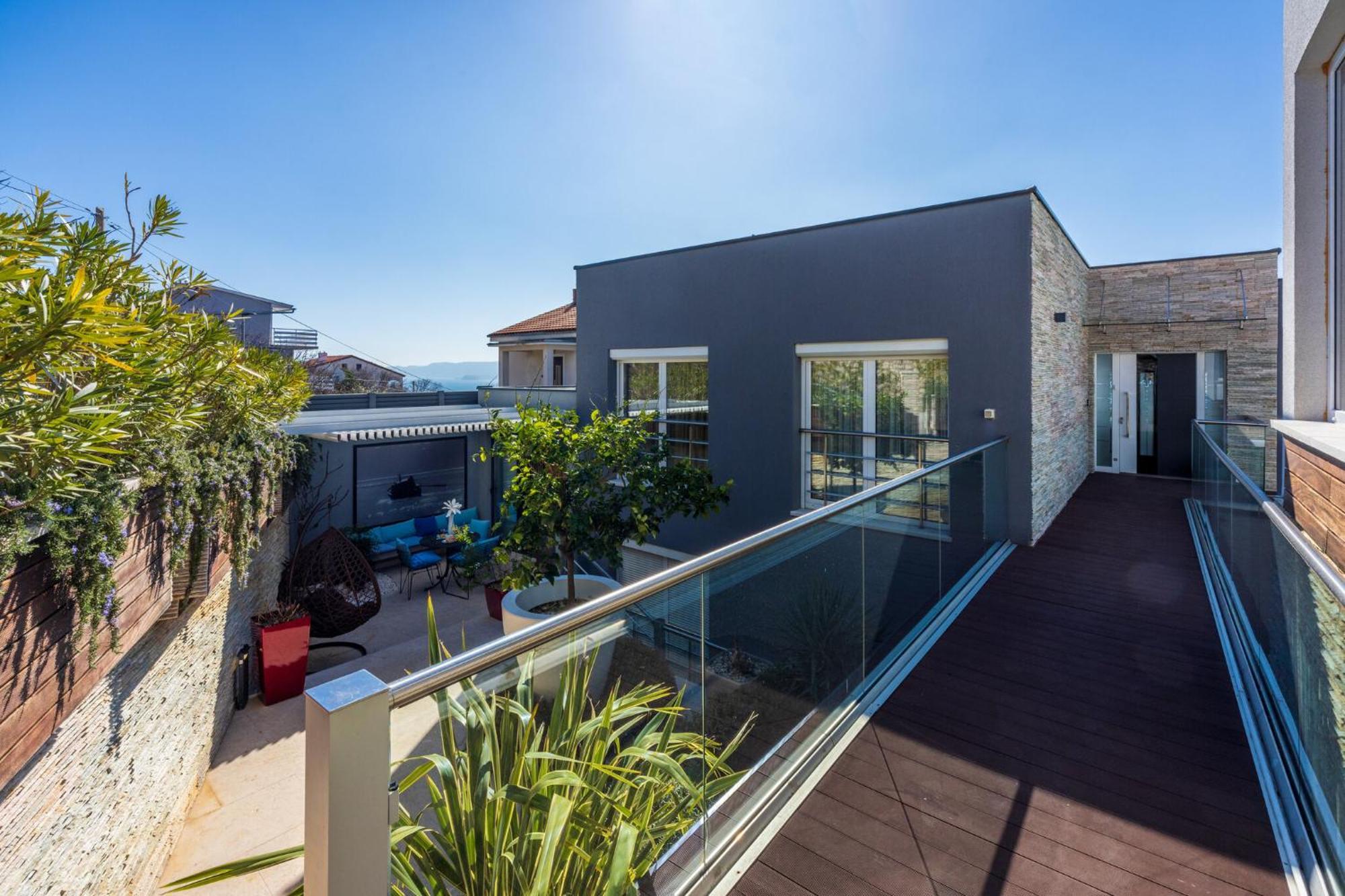 Panoramica Apartment With Whirlpool Crikvenica Luaran gambar