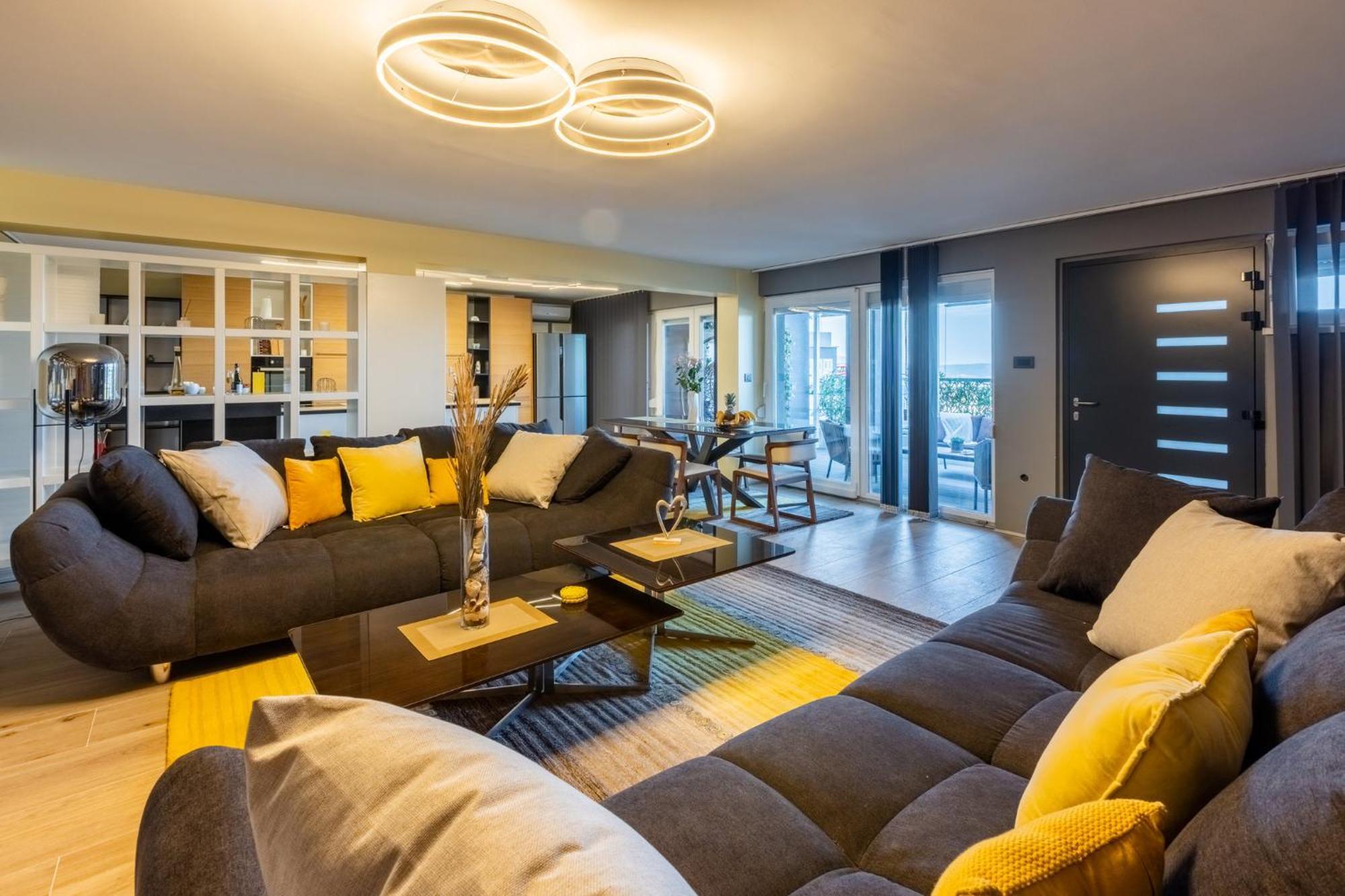 Panoramica Apartment With Whirlpool Crikvenica Luaran gambar